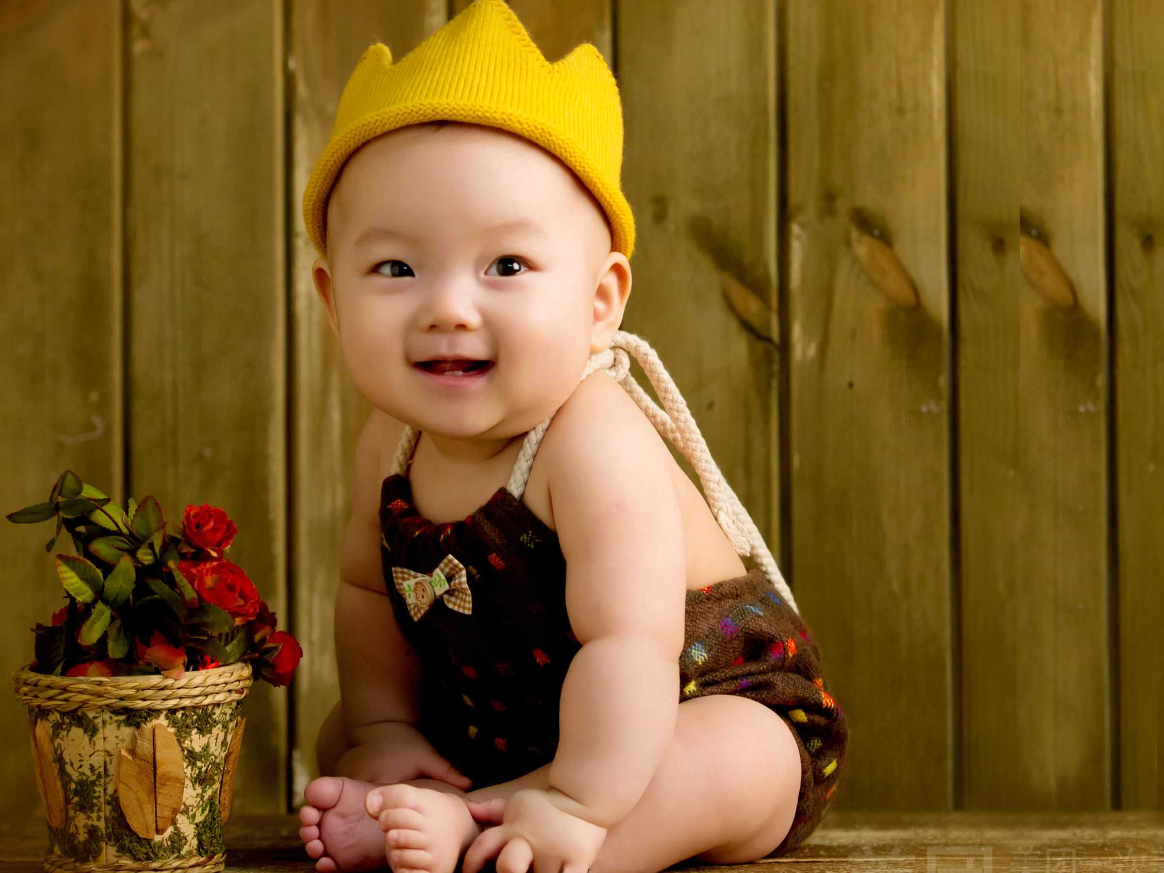 揭秘卵巢囊肿：警惕身体发出的求救信号